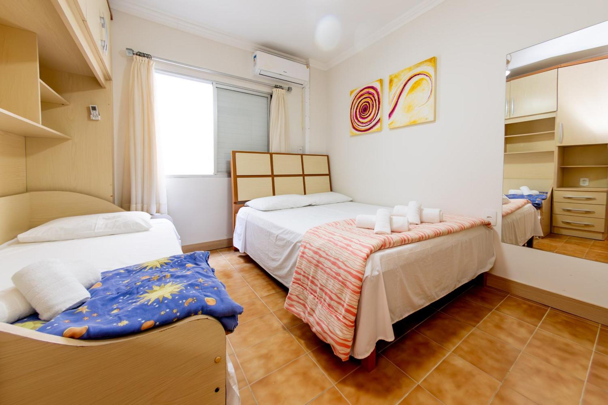 Lindo Ap Em Baln.camboriu- Pe Na Areia! Quadra Mar Apartamento
