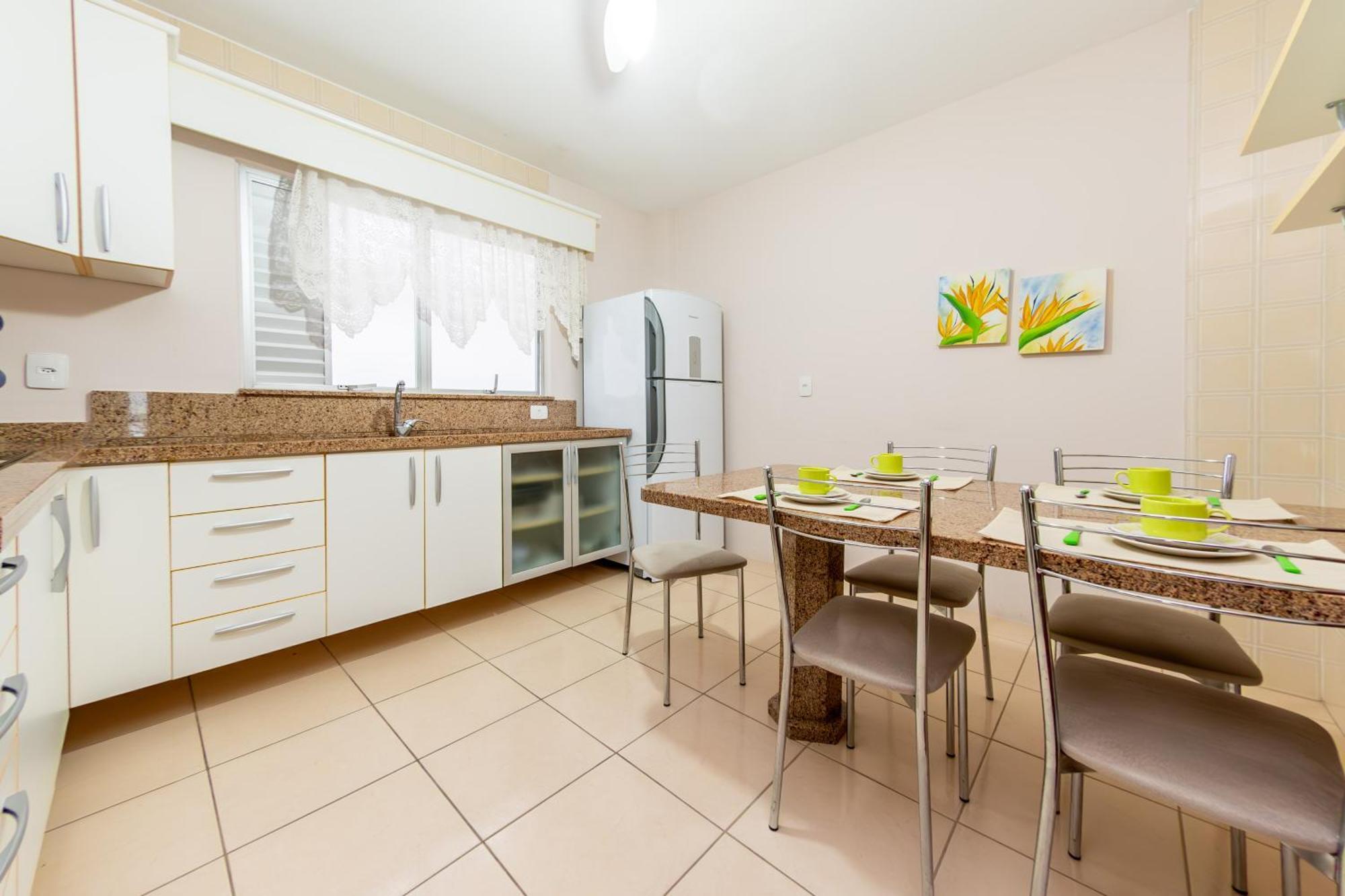 Apartamento Lindo Ap Em Baln.camboriu- Pe Na Areia! Quadra Mar